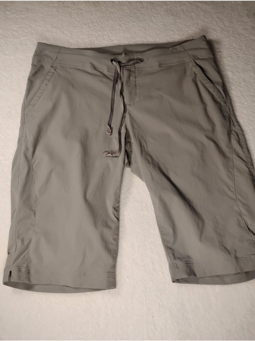 Columbia Women Long Shorts Drawstring Stretch Outdoor Hiking Lightweight 10 Gray